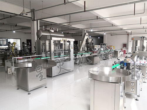 調(diào)味品液體灌裝機(jī)設(shè)備