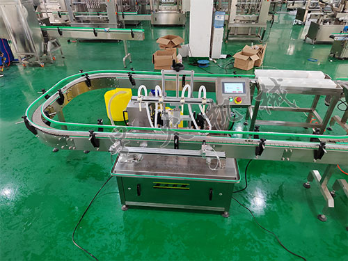 調(diào)味品灌裝機械設備