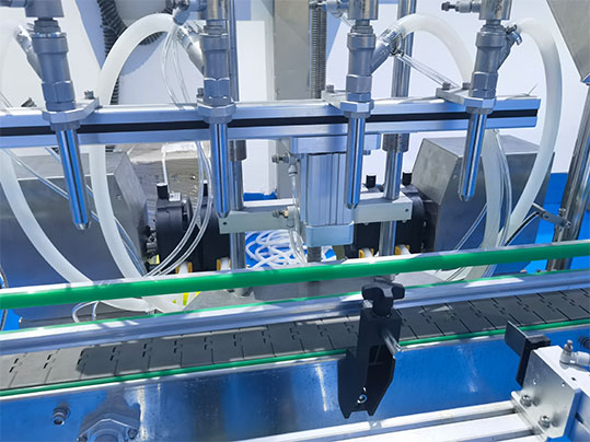 噴霧劑灌裝機(jī)械