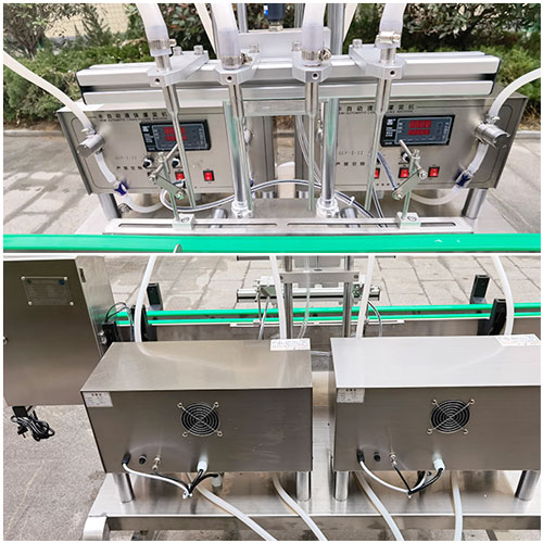 全自動(dòng)調(diào)味品灌裝機(jī)實(shí)拍